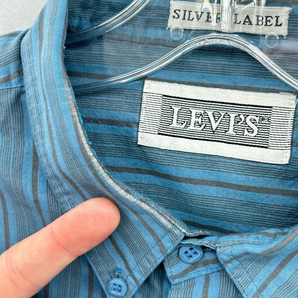 Vintage Levis Shirt Men Large Work Button Up Blue Stripe Silver Label Big E 80s‎